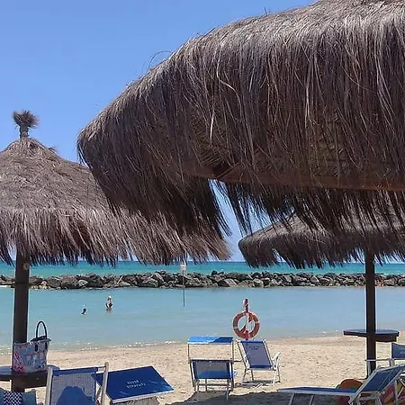 La Casa In Pineta Di Fronte Al Mare *