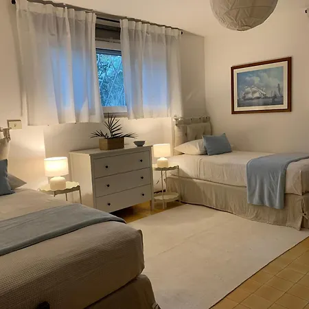 La Casa In Pineta Di Fronte Al Mare * ペスカーラ