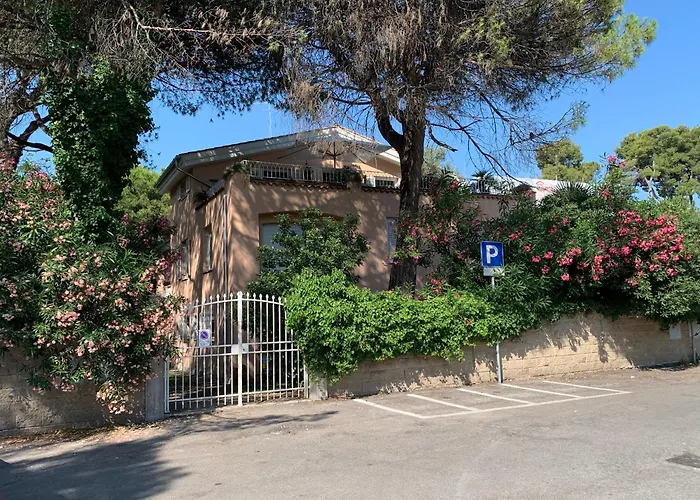 La Casa In Pineta Di Fronte Al Mare *